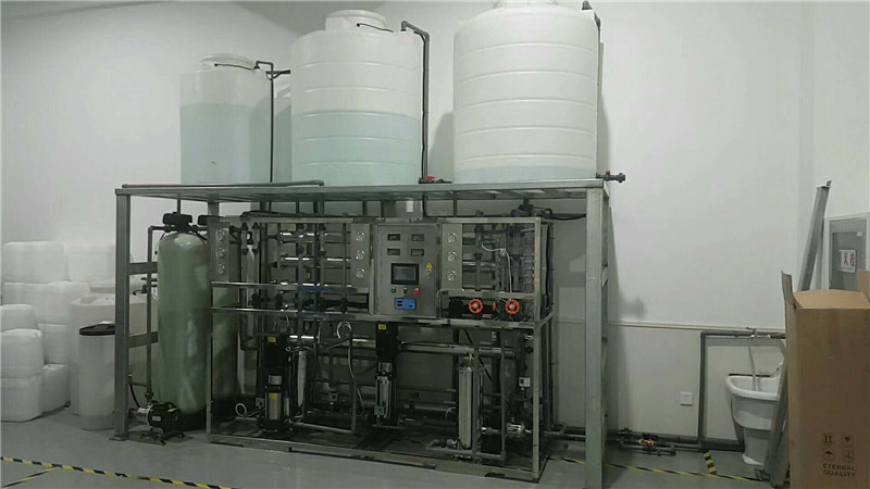 苏州蓝锐纳米科技有限公司    反渗透纯水设备